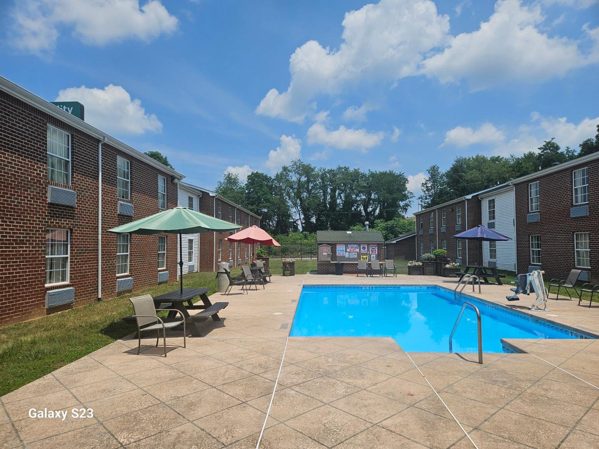 Quality Inn Dublin I-81 Exterior foto