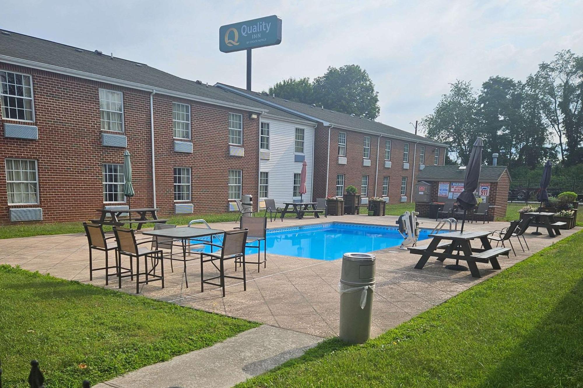 Quality Inn Dublin I-81 Exterior foto
